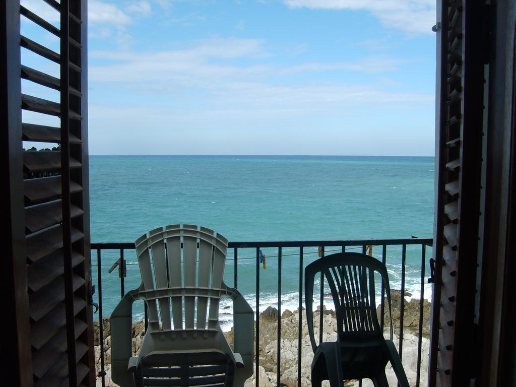 Ammaresiamo Ltb Hotel Cefalu Room photo